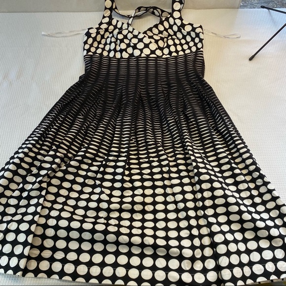 Calvin Klein Geometric Circle Print Black & White Dress Size 4 - Picture 12 of 16